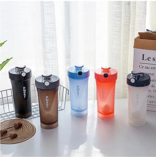 Anti Leak Spill Proof Sports Shaker Sipper Bottle with Blender Ball 700 ml (Color May Vary)